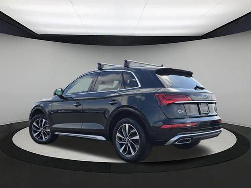 2023 Audi Q5 45 S line Premium