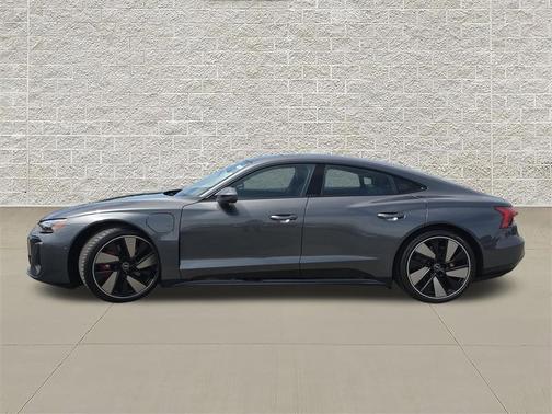 Daytona Gray Pearl Effect 2025 Audi S e-tron GT Premium Plus
