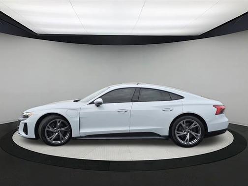 2023 Audi e-tron GT Premium Plus quattro