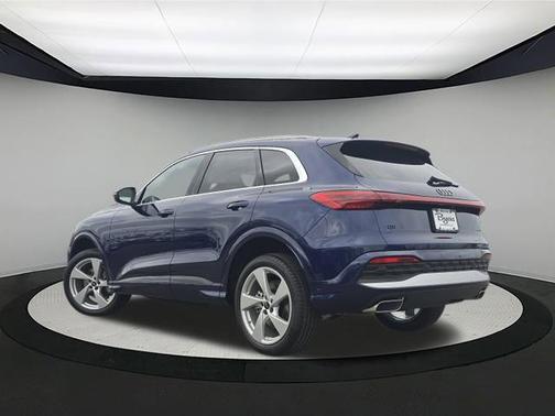 2025 Audi Q5 Premium Plus TFSI quattro S tronic