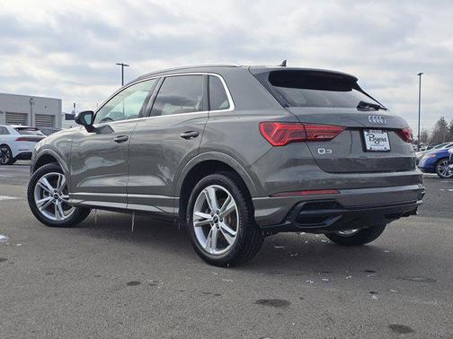 2022 Audi Q3 45 S line Premium Plus