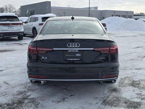 2023 Audi A4 45 S line Premium Plus