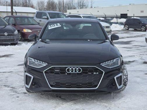 2023 Audi A4 45 S line Premium Plus