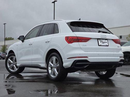 2019 Audi Q3 2.0T S line Premium Plus