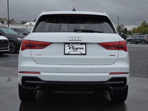2019 Audi Q3 2.0T S line Premium Plus