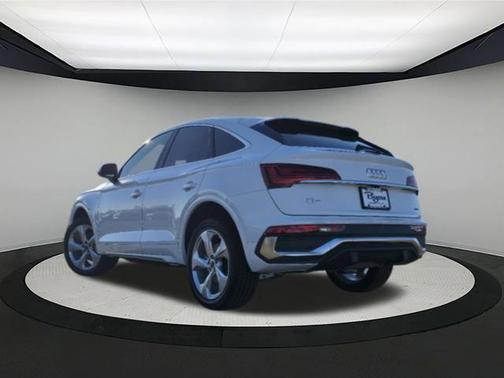 2025 Audi Q5 45 S line Premium Plus