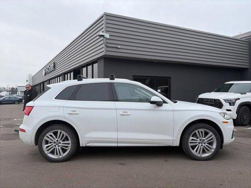 2018 Audi Q5 2.0T Premium Plus