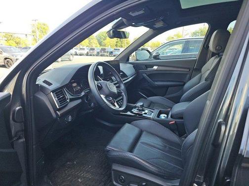 2022 Audi Q5 45 S line Premium
