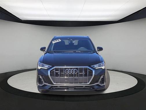 Black Metallic 2025 Audi Q3 Premium 45 TFSI S line quattro Tiptronic