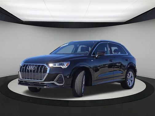 Black Metallic 2025 Audi Q3 Premium 45 TFSI S line quattro Tiptronic