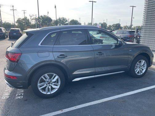 2023 Audi Q5 45 S line Premium