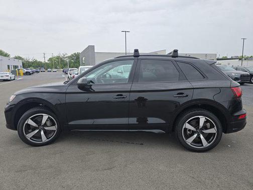 2023 Audi Q5 45 S line Premium Plus