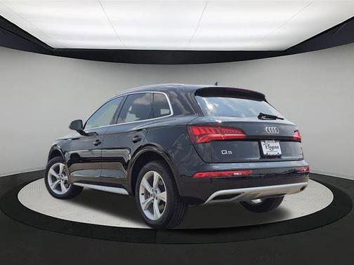 2020 Audi Q5 45 Premium Plus
