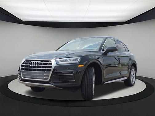 2020 Audi Q5 45 Premium Plus