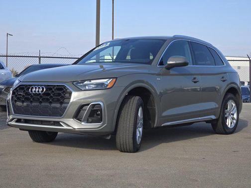 2023 Audi Q5 45 S line Premium