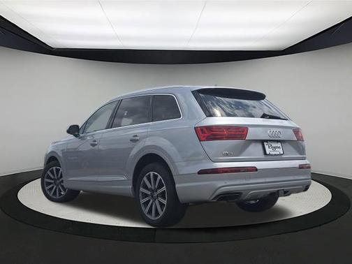 2019 Audi Q7 55 Premium Plus