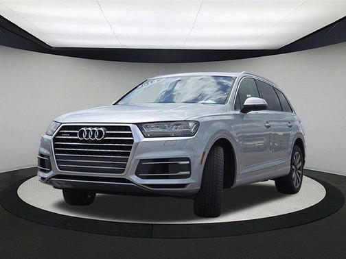 2019 Audi Q7 55 Premium Plus