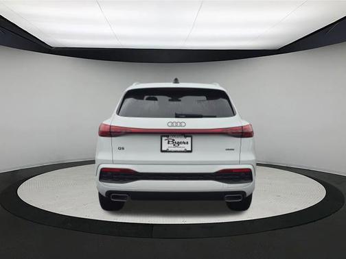 2025 Audi Q5 Premium TFSI quattro S tronic