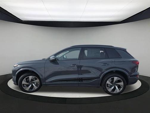 2025 Audi Q6 e-tron Premium Plus quattro