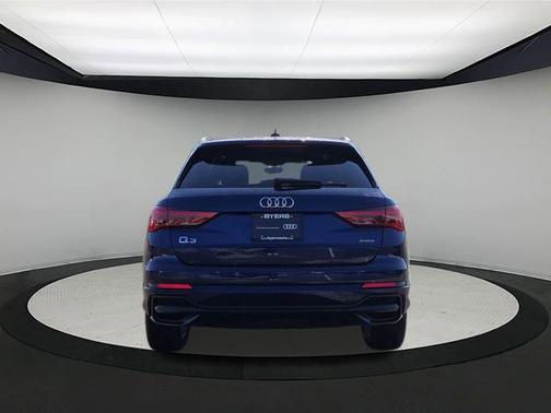 2021 Audi Q3 45 S line Premium