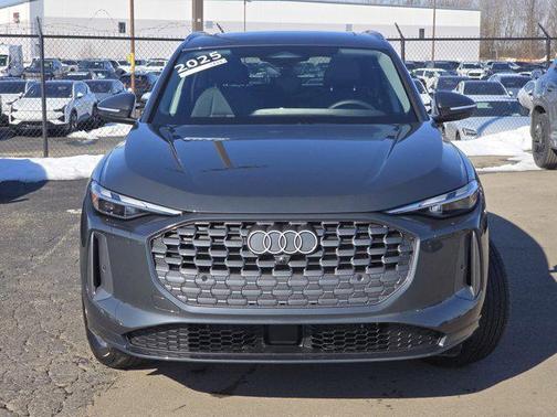 2025 Audi Q5 Premium TFSI quattro S tronic