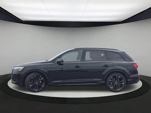 2025 Audi Q7 55 Prestige