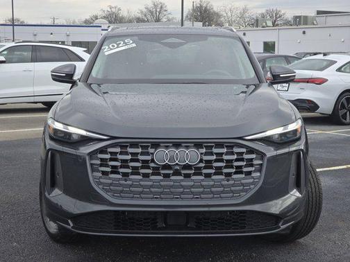 Tambora Gray Metallic 2025 Audi Q5 Premium TFSI quattro S tronic