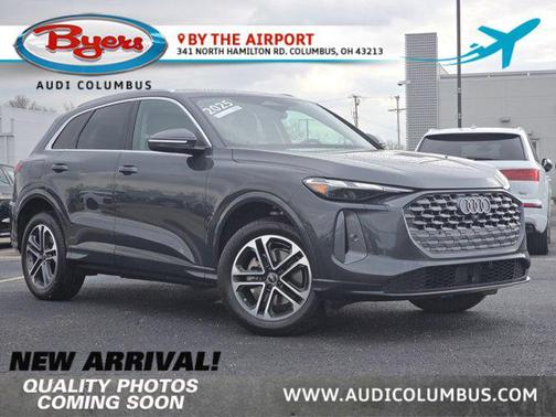 Tambora Gray Metallic 2025 Audi Q5 Premium TFSI quattro S tronic