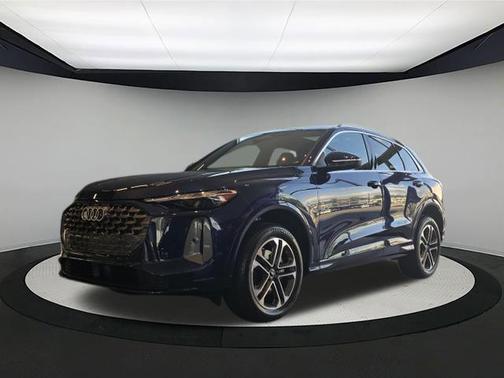 2025 Audi Q5 Premium