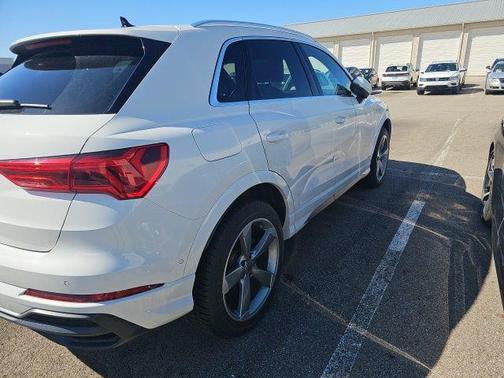 2021 Audi Q3 45 S line Premium Plus