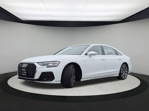 2022 Audi A8 L 55 TFSI quattro Tiptronic