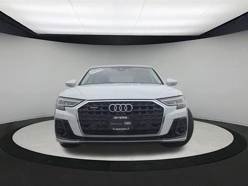 2022 Audi A8 L 55 TFSI quattro Tiptronic