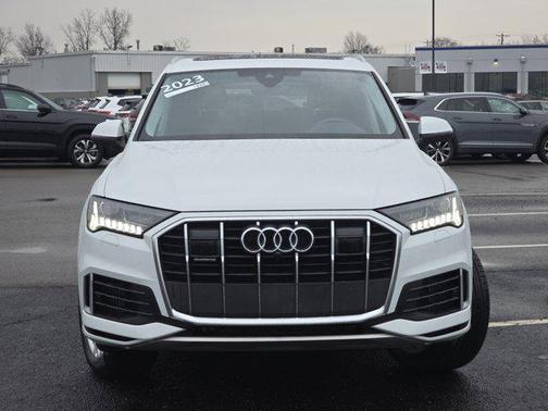2023 Audi Q7 55 Premium Plus