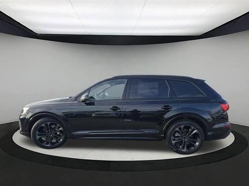 2026 Audi Q7 55 Premium Plus