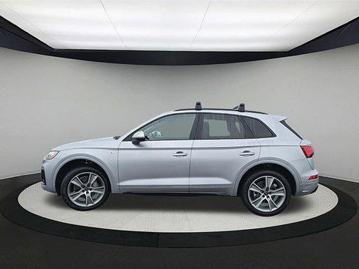 2025 Audi Q5 45 S line Premium