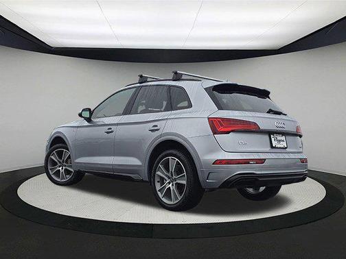 2025 Audi Q5 45 S line Premium