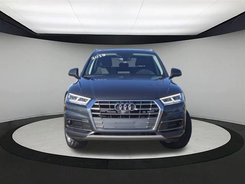 2019 Audi Q5 45 Premium