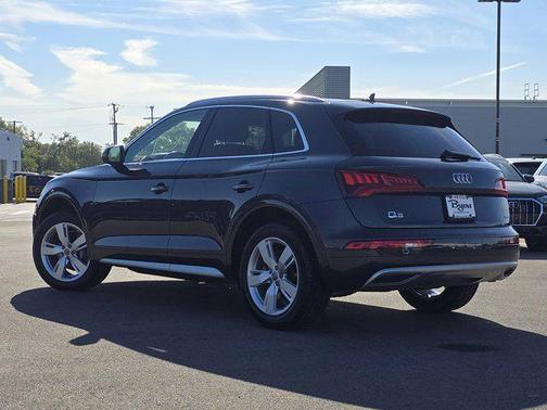 2019 Audi Q5 45 Premium