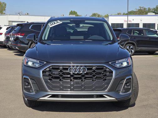 2023 Audi Q5 45 S line Premium