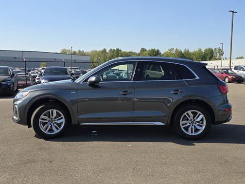 2023 Audi Q5 45 S line Premium