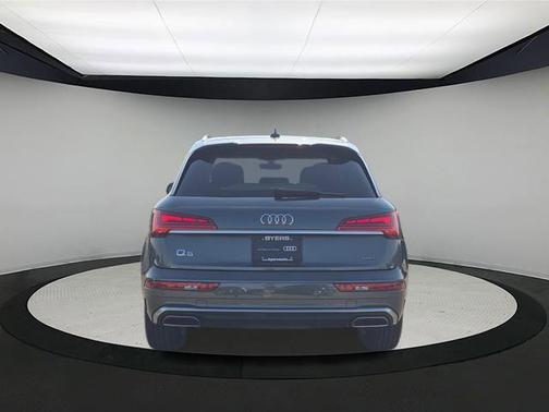 2023 Audi Q5 45 S line Premium