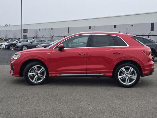 2023 Audi Q3 45 S line Premium Plus