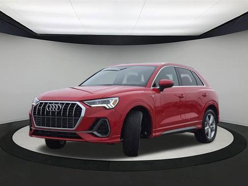 2023 Audi Q3 45 S line Premium Plus