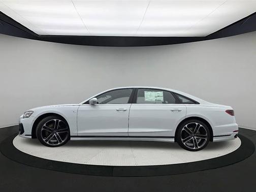 2025 Audi A8 L 55 TFSI quattro Tiptronic