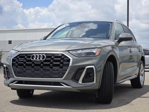 2024 Audi Q5 45 S line Premium Plus