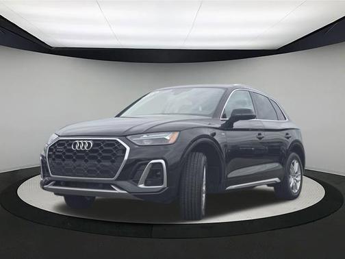 2022 Audi Q5 45 S line Premium