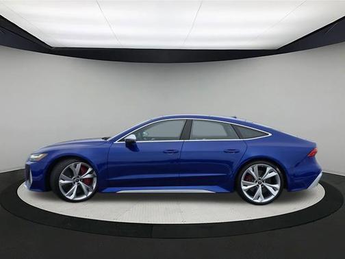 2023 Audi RS 7 4.0T
