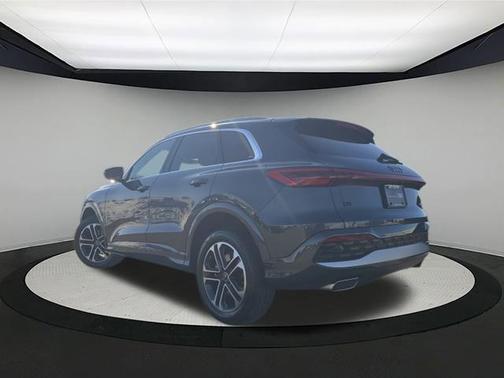 2025 Audi Q5 Premium TFSI quattro S tronic