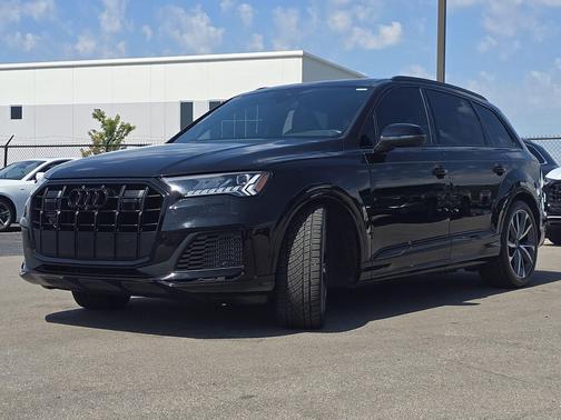 Mythos Black Metallic 2023 Audi SQ7 4.0T Premium Plus