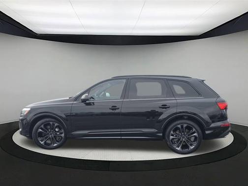 2026 Audi Q7 55 Premium Plus